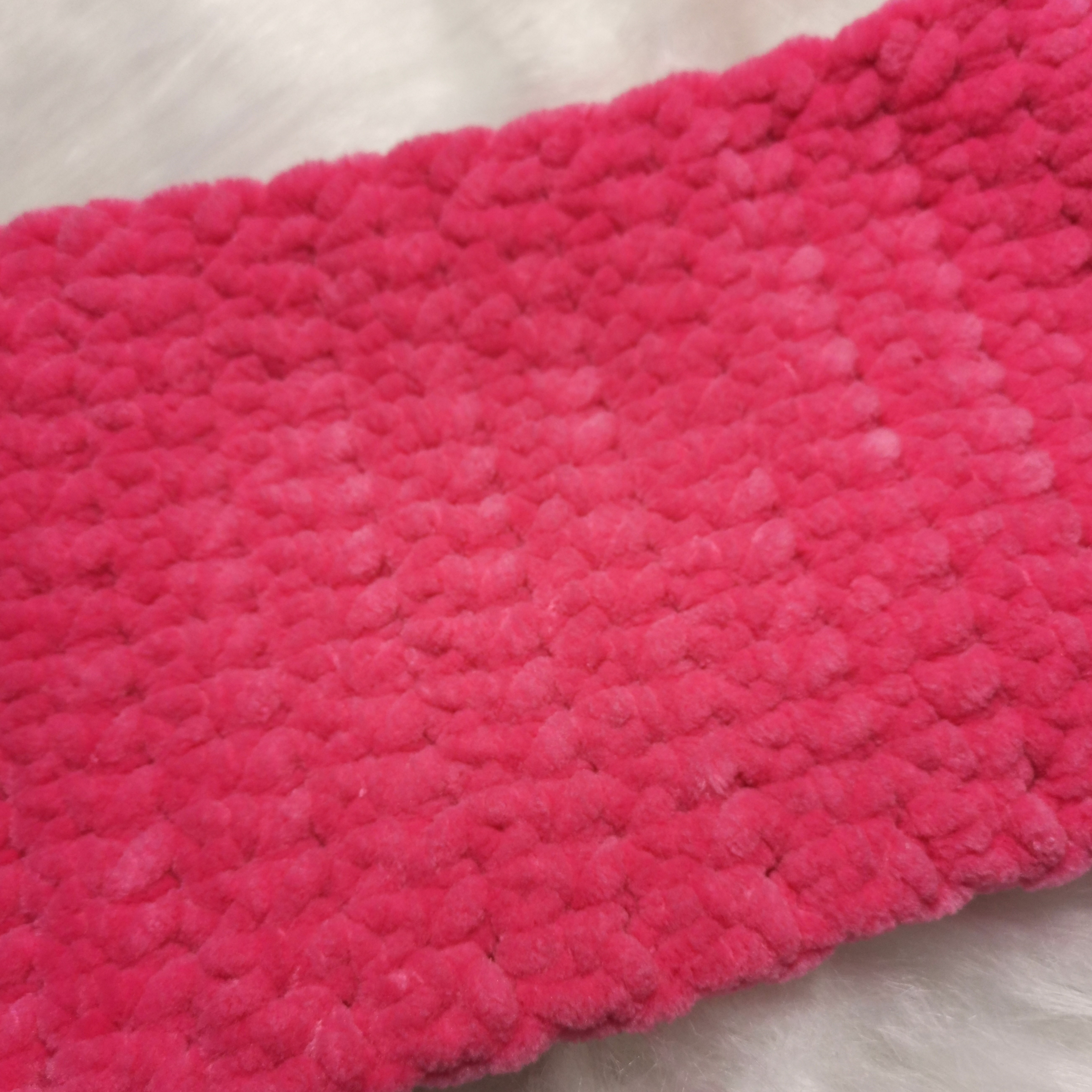 Tour de cou velours rose bonbon